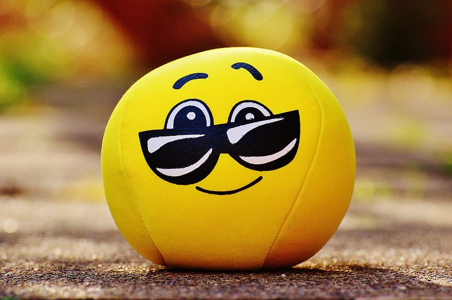 bola emoji, terreno, smiley, legal, amarelo, óculos, engraçado, doce, bonitinho, cara