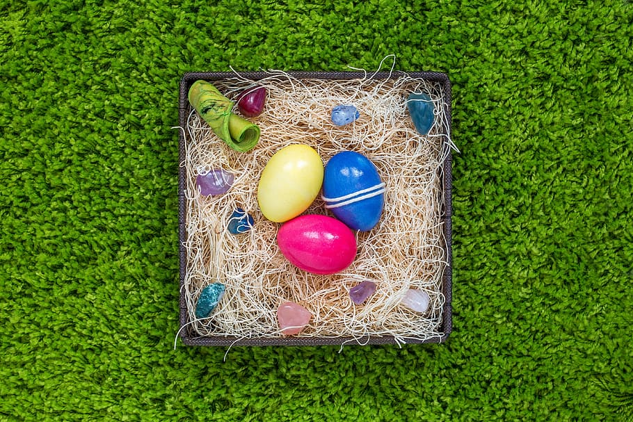 three, colored, eggs, box, easter, easter eggs, holiday, spring, tradition, celebrate