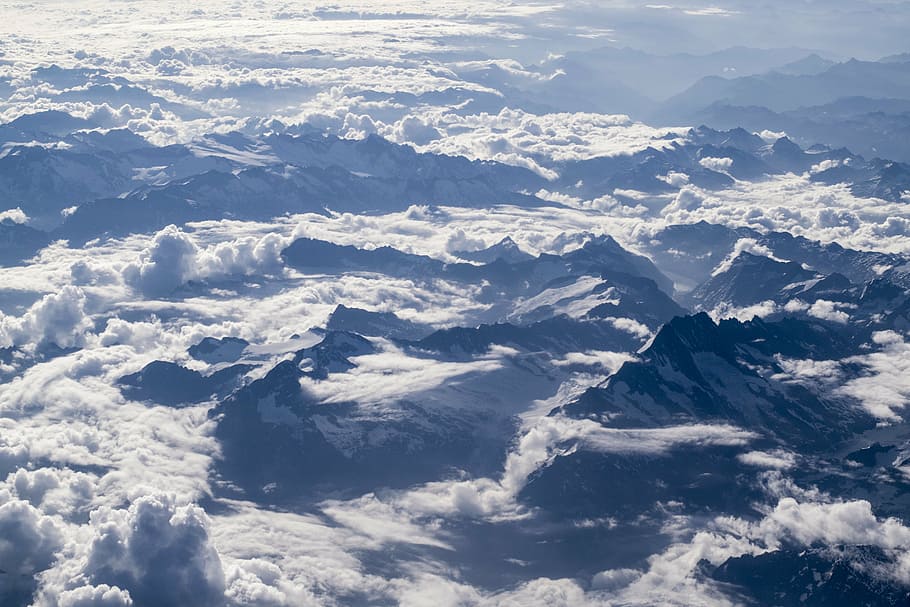 航空写真, グレー, 山, 覆われた, 雪, 雲, 昼間, 自然, 風景, サミット