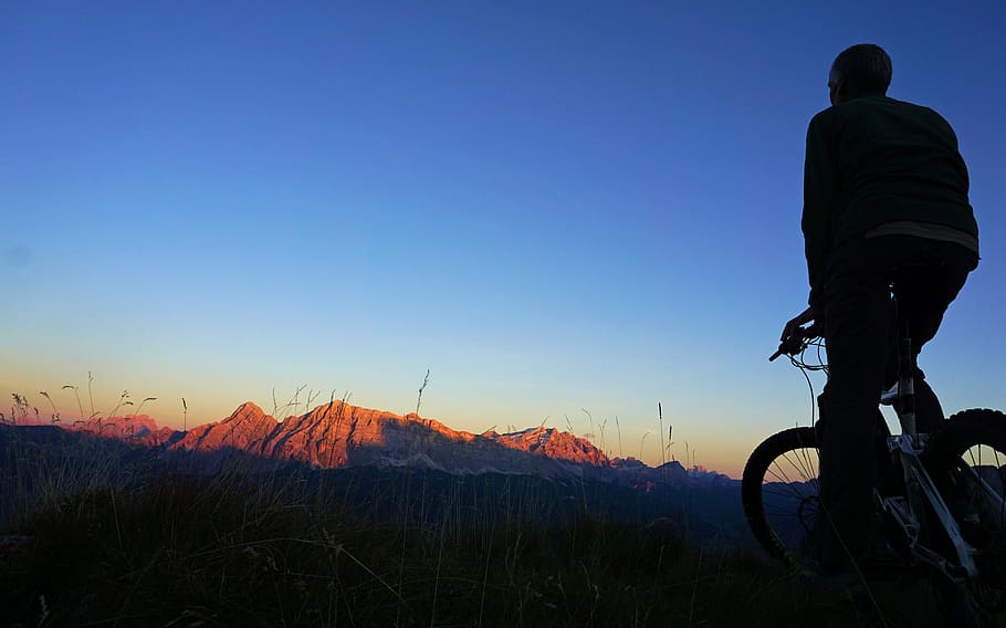 hombre, equitación, bicicleta, puesta de sol, increíble, paisaje, Dolomitas, cielo, Italia, verano