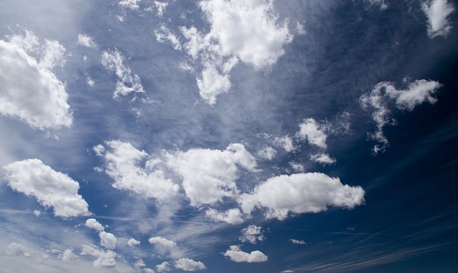 azul, céu, nuvens, nuvem - céu, paisagem nublada, ambiente, atmosfera, natureza, beleza da natureza, planos de fundo
