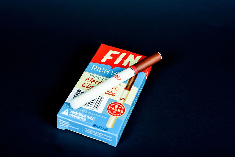 e-cigarette, tobacco, nicotine, electronic cigarette, fin cig, black background, studio shot, indoors, currency, paper currency