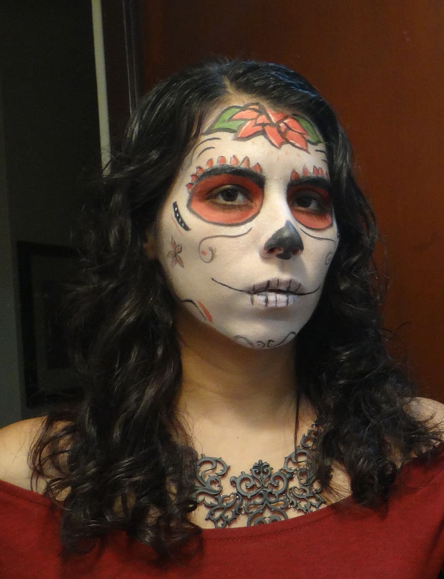 women, red, scoop-neck, top, skull, day of the dead, mexico, death, calaca, tradition