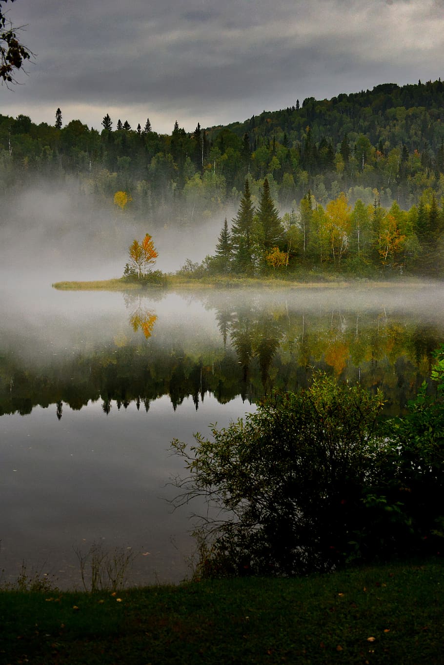 landscape, nature, reflections, fog, mountain, lake, trees, clouds, fall, light