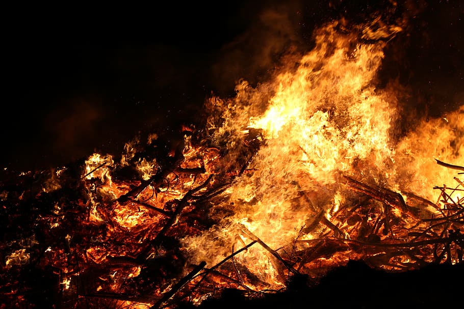 incêndio florestal, fogo da páscoa, fogo, chama, ardente, calor - temperatura, fogo - fenômeno natural, noite, fogueira, madeira