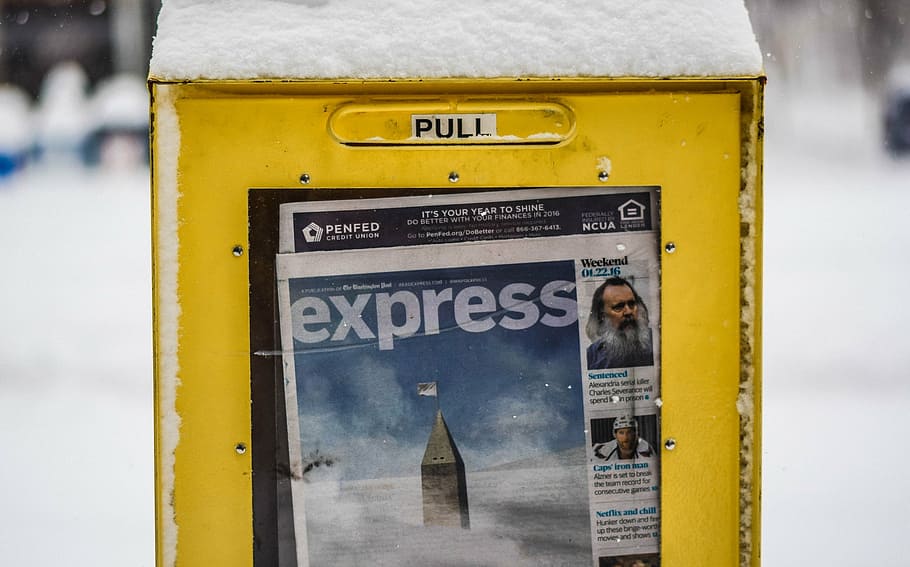exoress box, snowzilla, january 2016, snow storm, kiosk, newspapers, post, journal, washington, united states