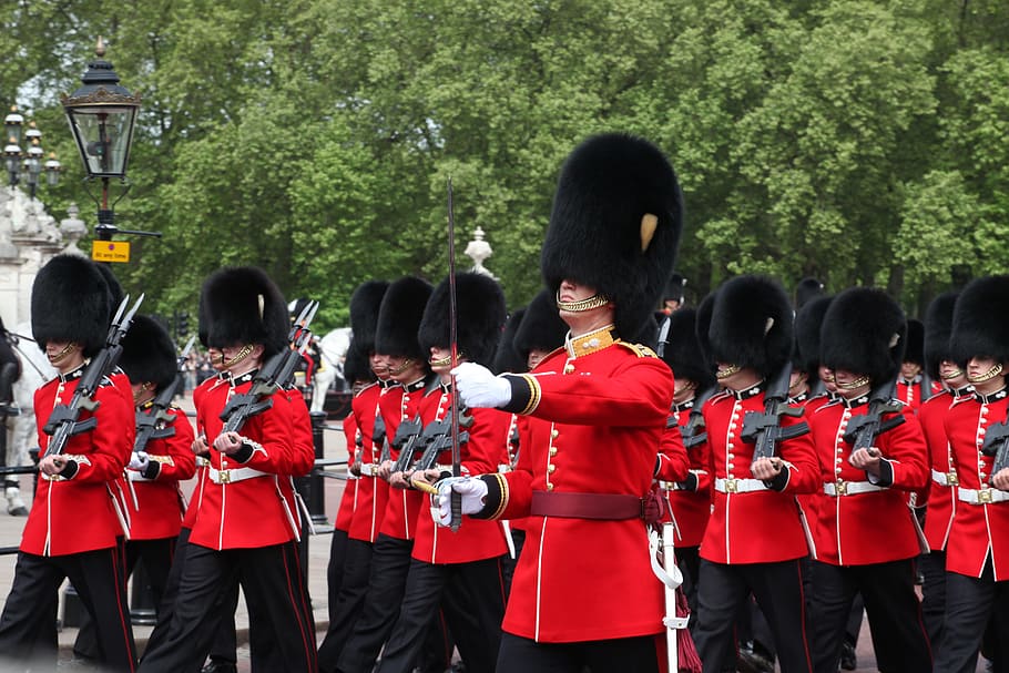 Grenadier Guards, London, Soldiers, england, queen, military, tradition, places of interest, guard, soldier
