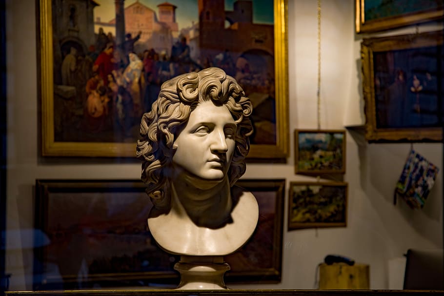 shop, boutique, vitrine, antique dealer, bust, statue, sculpture, paint, antiquity, rome