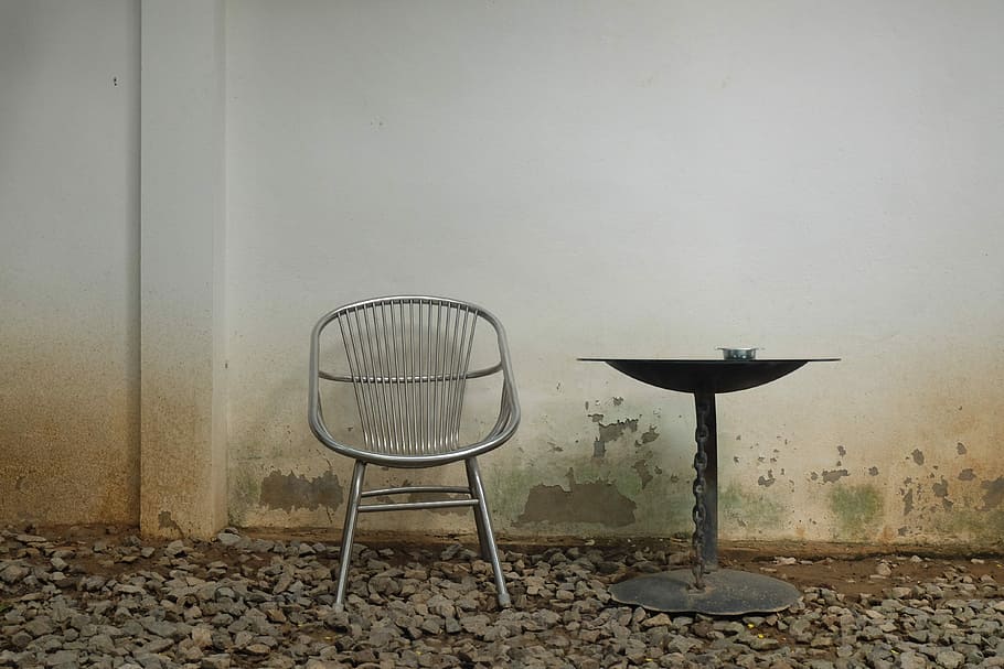 round, black, metal table, gray, metal chair, black metal, table, chair, coffee, interior