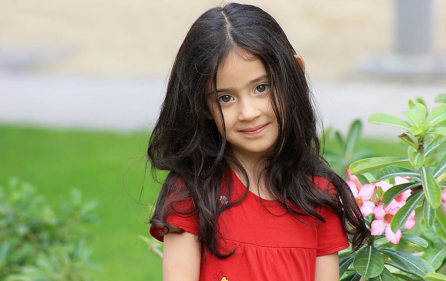 girl, wearing, red, scoop-neck short-sleeved, top, flower, daytime, small, little, kid