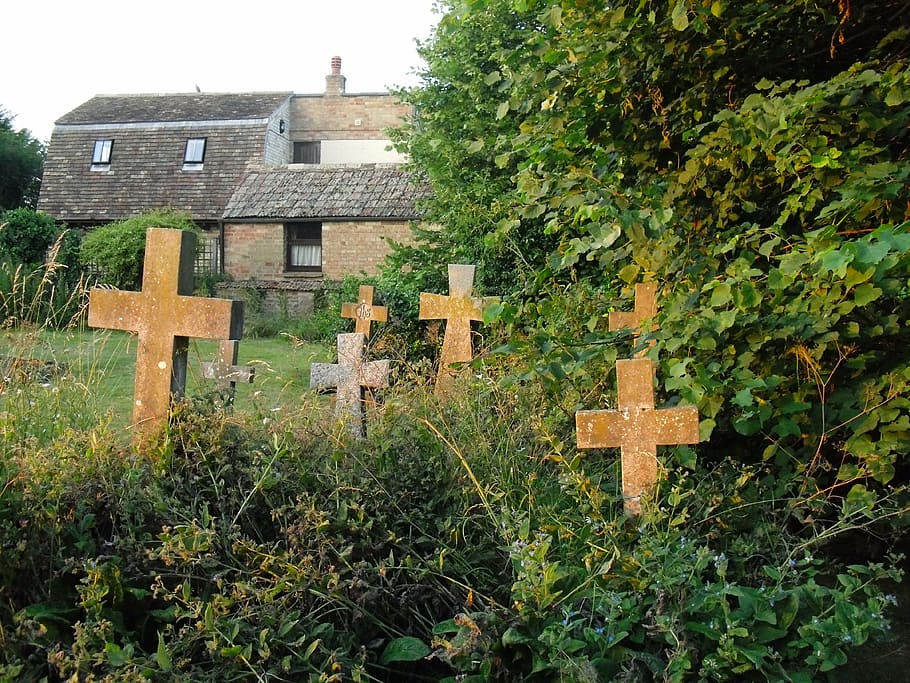 burials, churchyard, graveyard, cemetery, grave, old, headstone, memorial, cross, grass