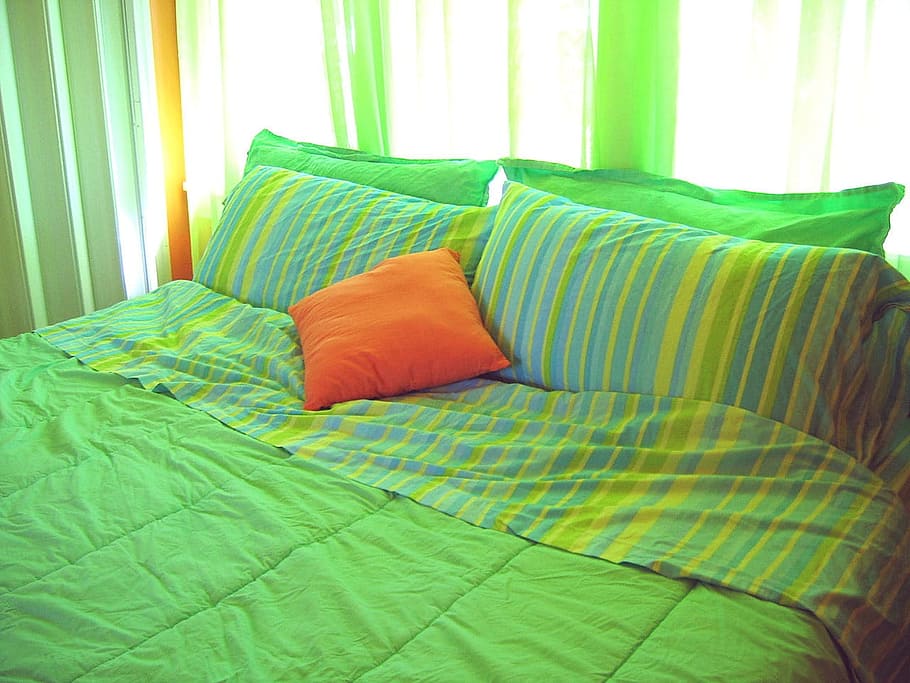 orange, throw, pillow, top, bed, throw pillow, on top, decor, room, bedroom