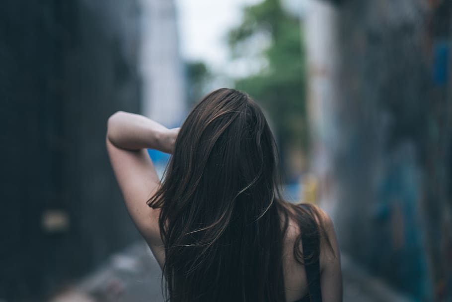 girl, woman, brunette, long hair, people, hair, one person, hairstyle, focus on foreground, black hair