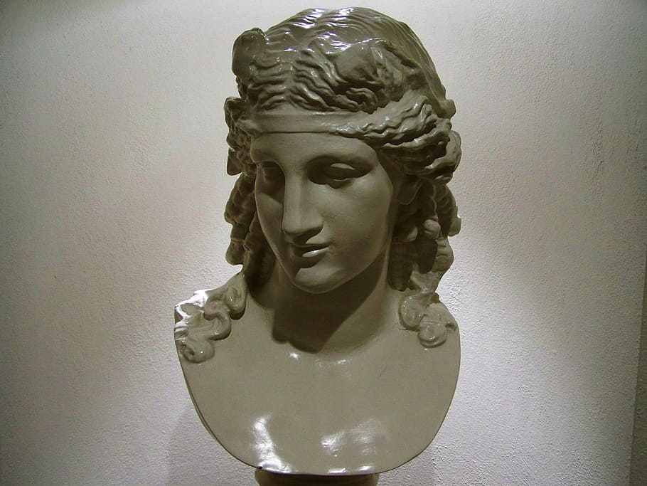 female bust, porcelain sculpture, ornaments, human representation, representation, statue, sculpture, art and craft, indoors, male likeness