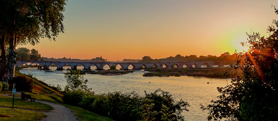 Matahari terbit, Loire, Beaugency, badan air, tanaman, pohon, menghadap, air, koneksi, jembatan
