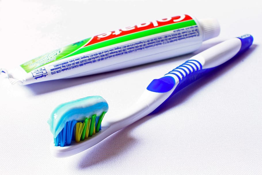 toothpaste and toothbrush, Toothpaste, toothbrush, hygene, paste, public domain, dental Health, hygiene, dental Equipment, blue
