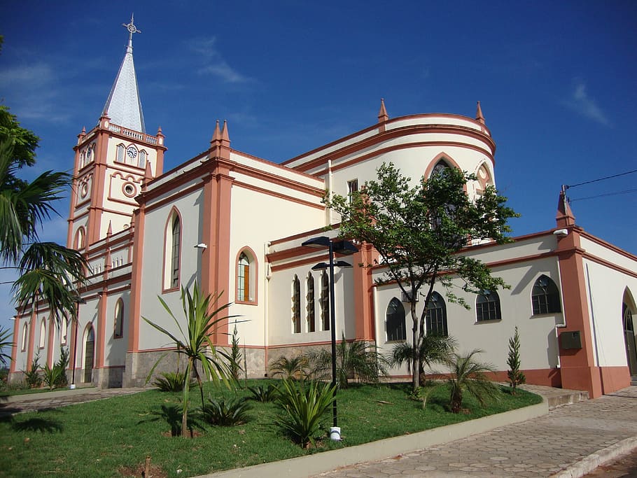 Iglesia de San José, matriz, fe, exterior del edificio, arquitectura, estructura construida, edificio, planta, árbol, barrio residencial