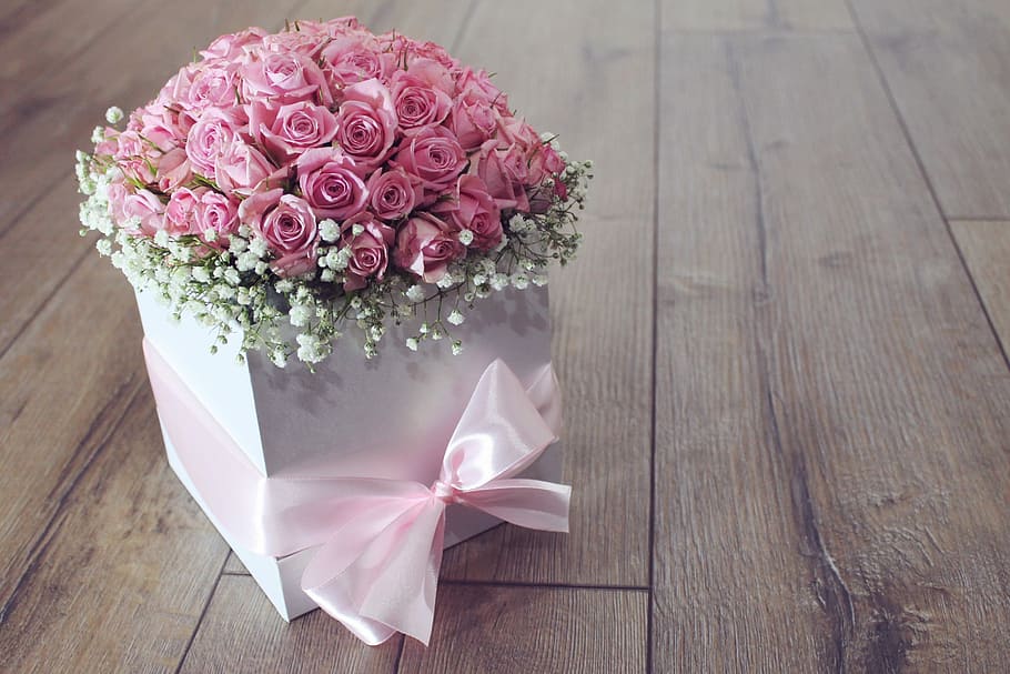 pink, rose, flower arrangement, white, box, brown, wooden, surface, flower, bouquet