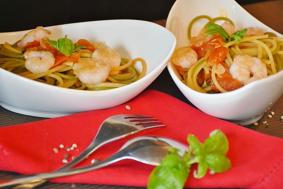 cooked, foods, stainless, steel dining fork, spoon, spaghetti, noodles, tomatoes, pasta, starter
