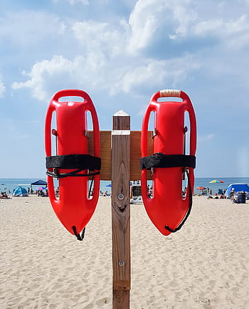 lifeguard-life-guard-sea-guard-royalty-free-thumbnail.jpg