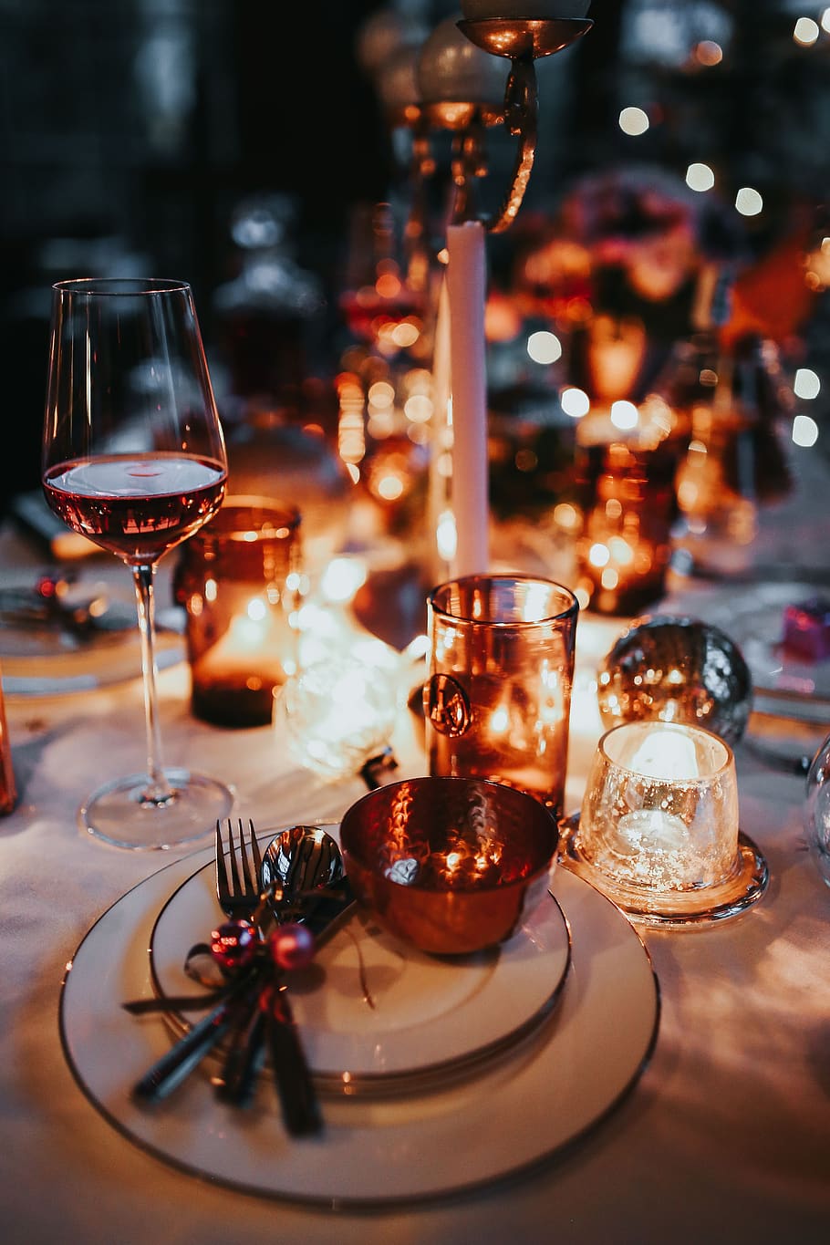 table, decorations, table set, pink, holiday, glamour, xmas, Christmas, food and drink, glass