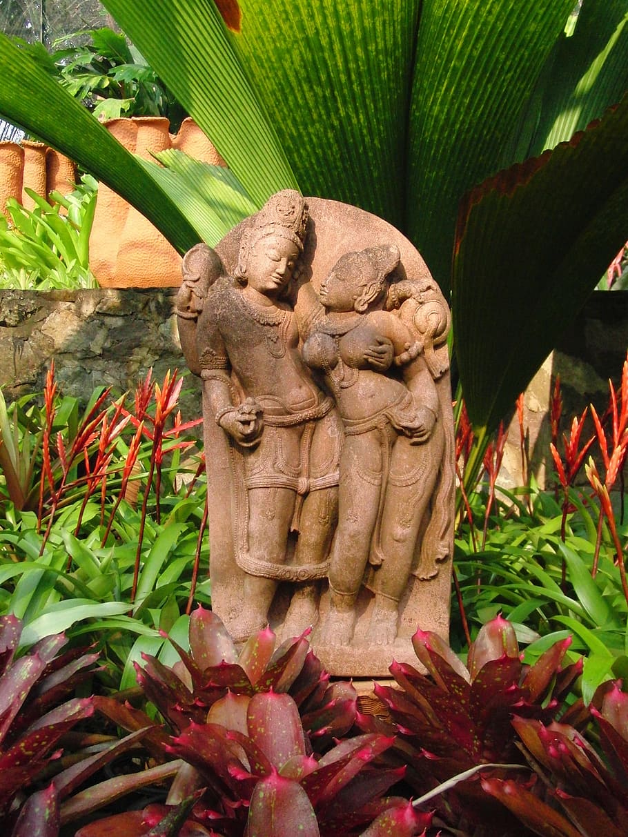 woman and man, sculpture, thailand, folklore, buddhism, tourism, park sculpture, garden, mutual relations, in the garden