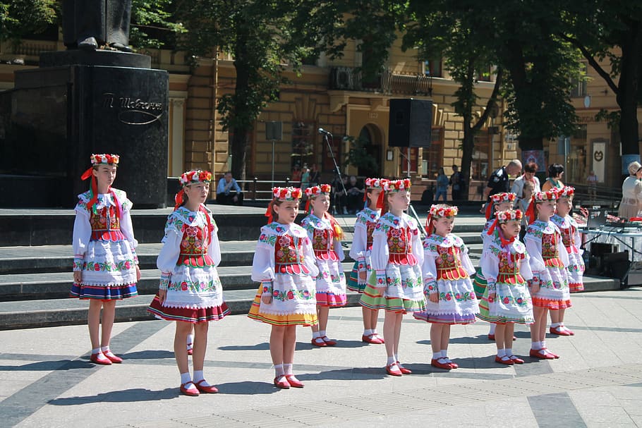 amateur, kids, childhood, address by, song, folk costume, ukrainian costume, ukraine, lviv, city centre