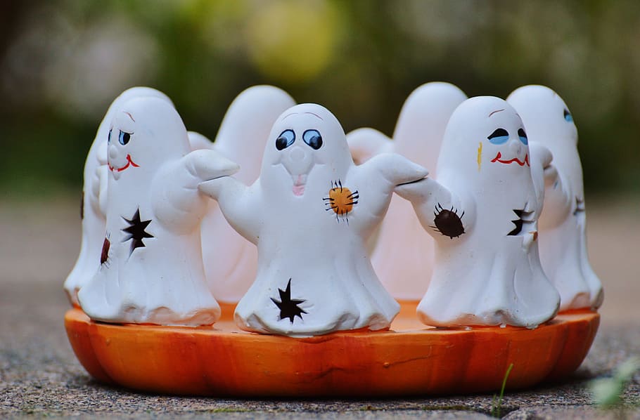 white ghost ornament, white ghost, ornament, halloween, ghosts, ghost, group, cute, foraging haunting, figure