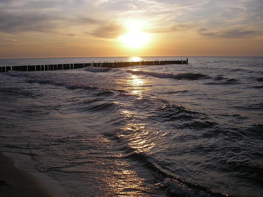 sea, the sun, the coast, beach, the waves, sunset, piet, evening, water, sky
