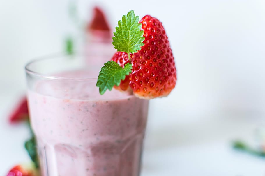 closeup, strawberry smoothie, milkshake, beverage, strawberry, drink, food, healthy, smoothie, shake