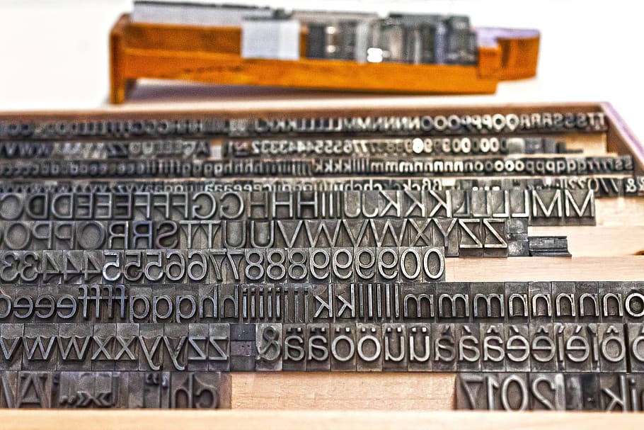 letters, lead characters, lead, book printing, mechanical process, font, typography, johannes gutenberg, printing system, wash