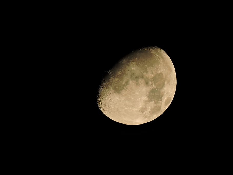 Luna gibosa menguante, luna de tres cuartos, luna ámbar, astronomía, luz de luna, cosmos, Luna, espacio, noche, cielo