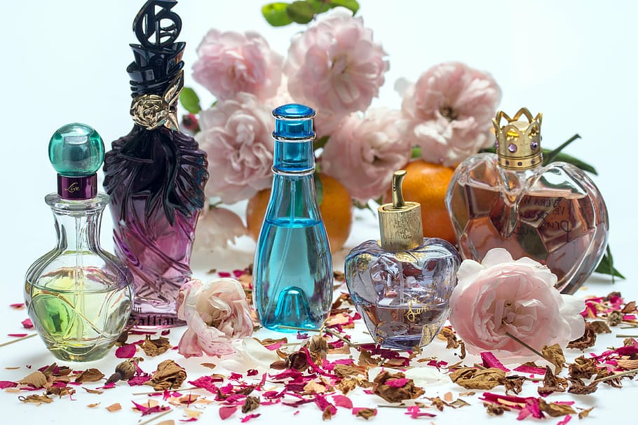 biru, botol kaca aroma, di samping, jelas, masih hidup, mawar, parfum, botol parfum, aroma, kelopak mawar