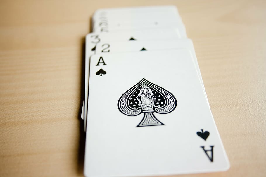 selectivo, fotografía de enfoque, juego, cartas, picas, baraja, casino, póker, juegos de azar, espada