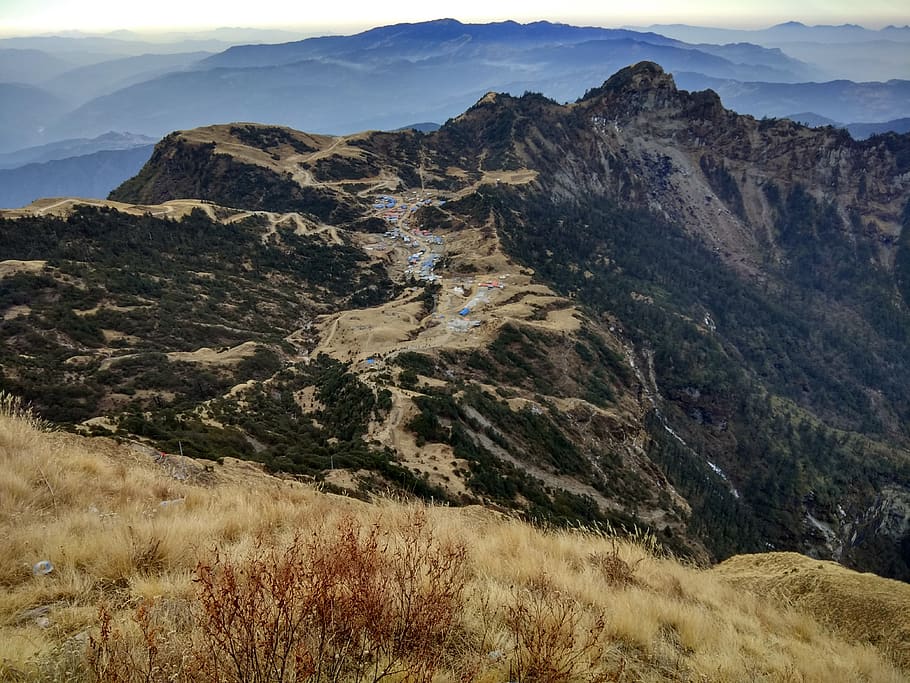 Peaks hills mountains. Пик Хилл.