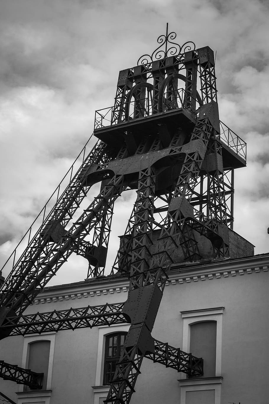 the jindřich mining tower, tower, extraction, coal, coal mining, atmosphere, architecture, building, place, monument