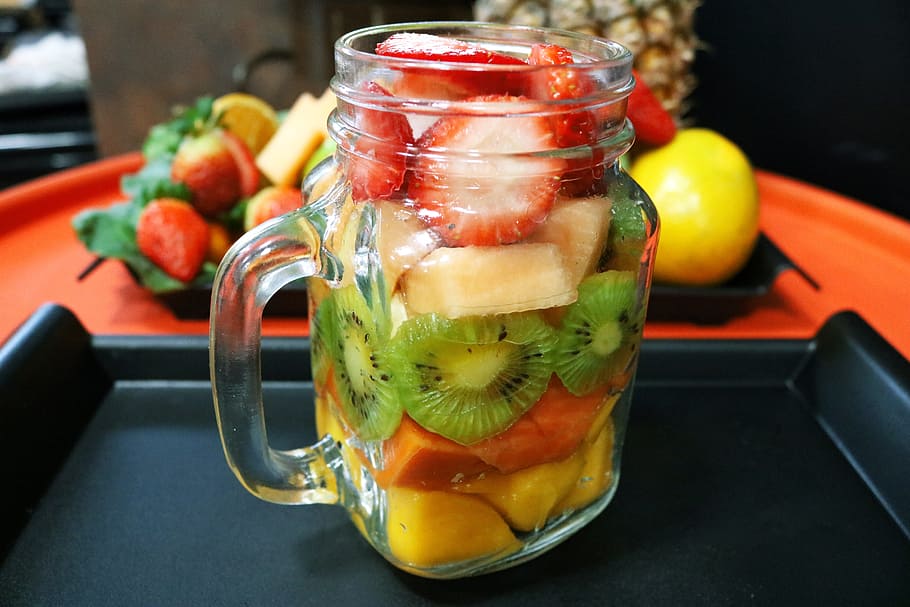 sliced, fruits, ball mason jar, Fruit Salad, Strawberry, salad, fruit, kiwi, dessert, nutrition