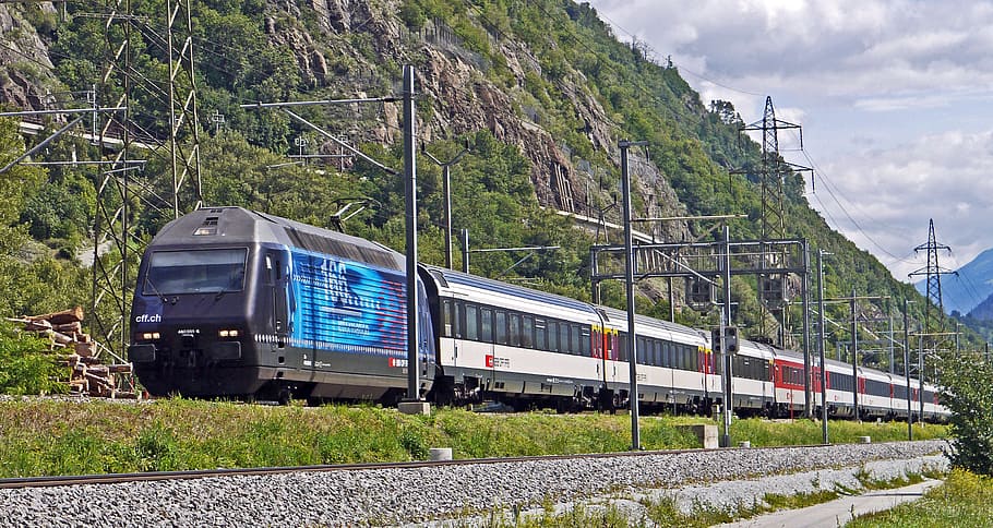 express train, swiss federal railways, sbb, cff, ffs, lok 2000, br460, br 460, werbelok, rhone valley