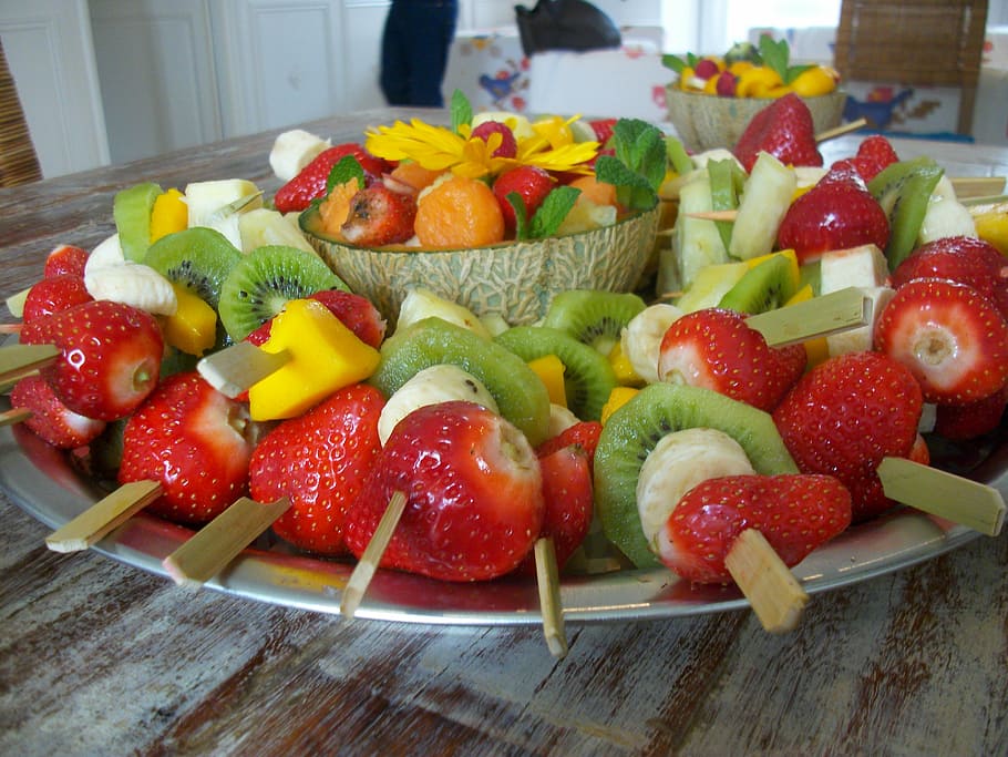 strawberries, silver plate, fruit, skewers, fruit skewers, kiwis, dessert, plate, food, food and drink
