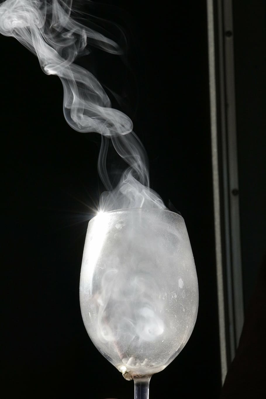 Smoke glass