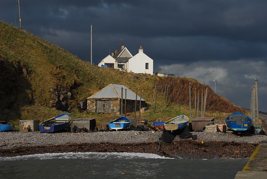 cove harbour, beach, fishing boats, sea, stormy sky, dramatic, house, white house, scotland, aberdeen-shire