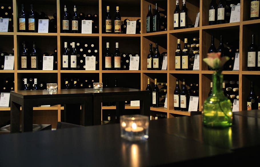 green, glass decanter, table, tealight, Wine Bottle, Cellar, wine, vinorama, red wine, wines