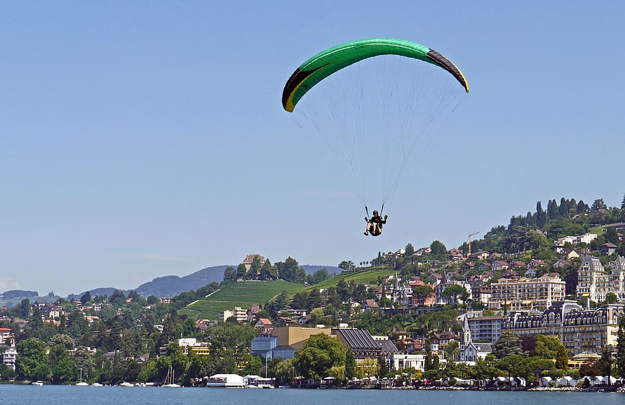 paraglider, landing, montreux, lac léman, lake geneva, switzerland, competition, point landing, shore area, grand hotel
