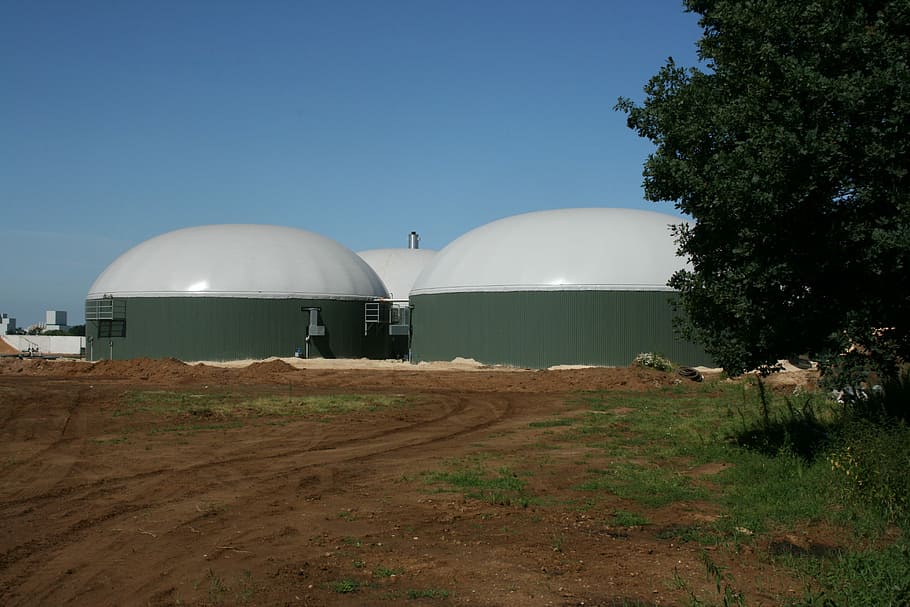 close-up photo, white, grey, dome buildings, Biogas, Manure, Fermentation, manure fermentation, cover fermentation, factories