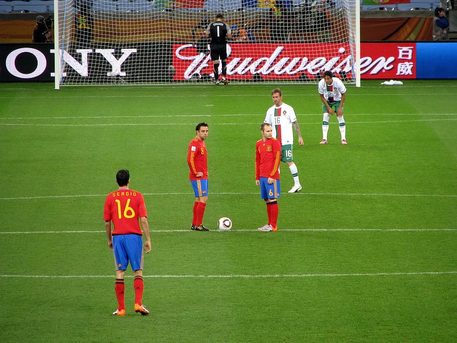 copa del mundo 2010, españa, portugal, iniesta, xavi, fútbol, fútbol, fifa, sudáfrica, ciudad del cabo - Pxfuel