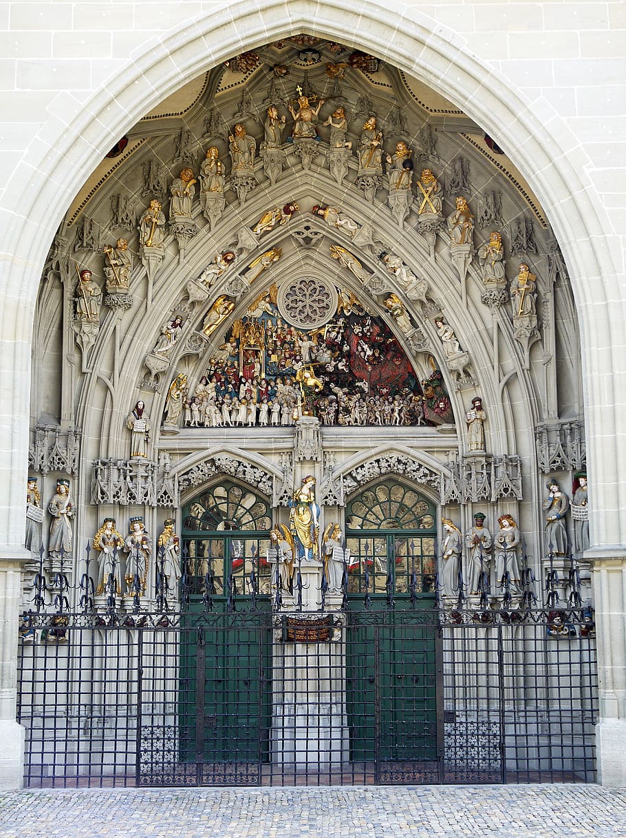 berner muenster, main portal, input, two, gothic, ornately, figures, gold leaf, dom, main church