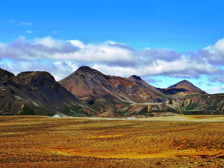Dataran Tinggi Tengah, Islandia, gunung di siang hari, langit, scenics - alam, gunung, awan - langit, pemandangan yang tenang, pemandangan, keindahan di alam