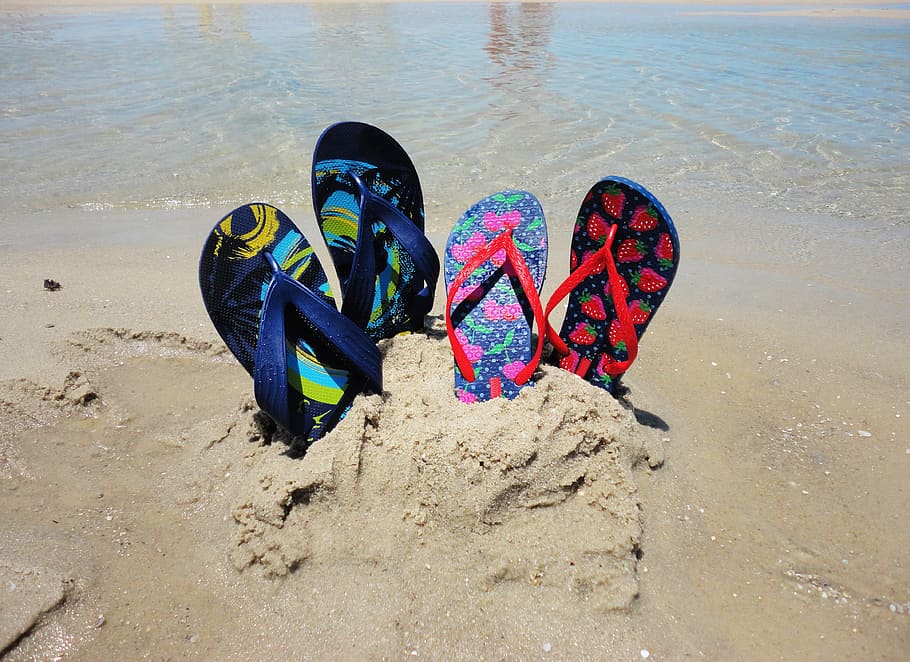 two, pairs, blue, pink, flip-flops, sand, Beach, Holidays, Tourist, Quiet