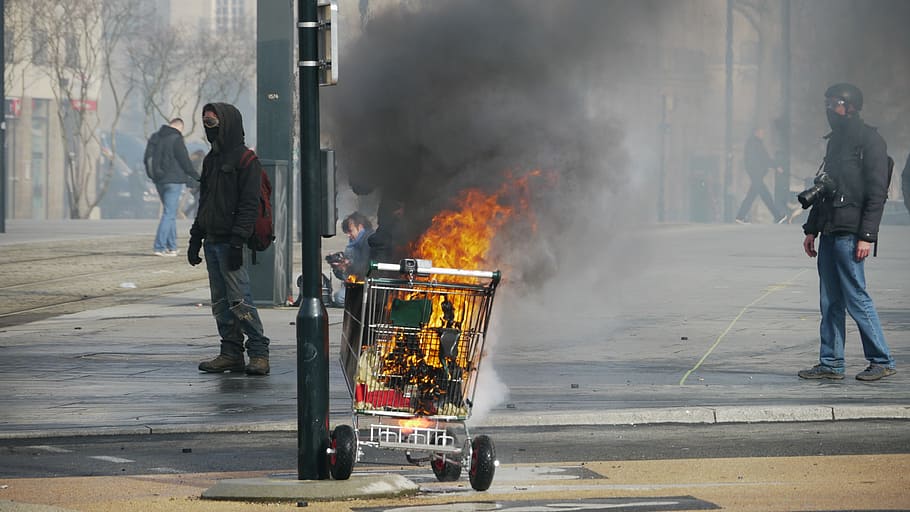 burning, shopping cart, road, Event, Fire, People, fire, people, governament, company, street