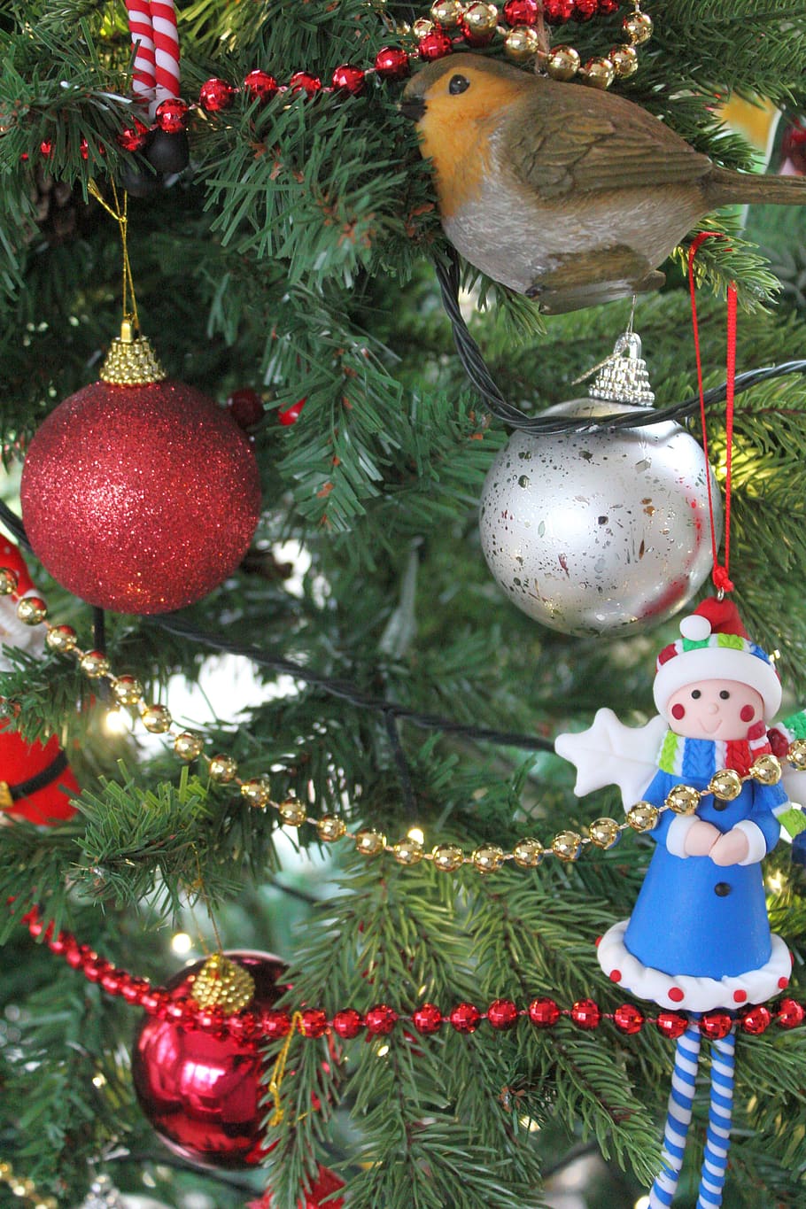 natal, pohon, dekorasi, pernak pernik, robin, perayaan, desember, musiman, berkilau, berpijar